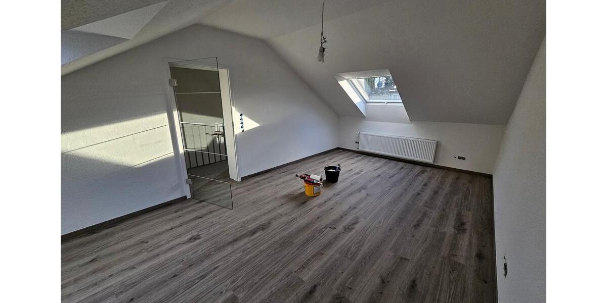 Reihenhaus Bochum Bochum-Mitte - 5 Zimmer, 130 m&sup2;, 2.200&euro; | Angebot:24550821