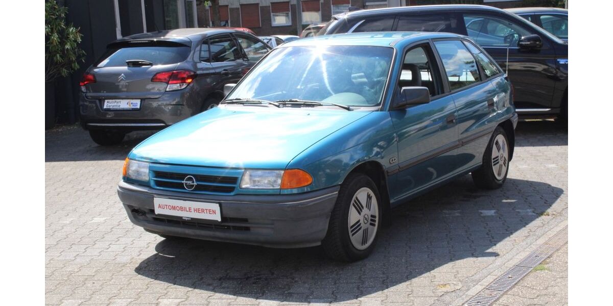 Opel Astra 73.000 km 2.550 &euro; Herten 45699