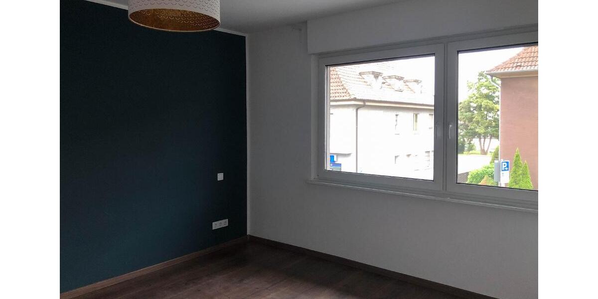 Schöne Wohnung im 1. OG mit Sonnenbalkon für 2 Personen 3 zimmer