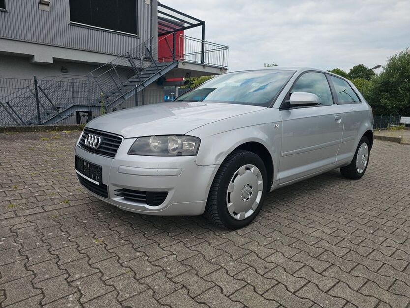 Audi A3 190.000 km 2.450 € Wuppertal 42389