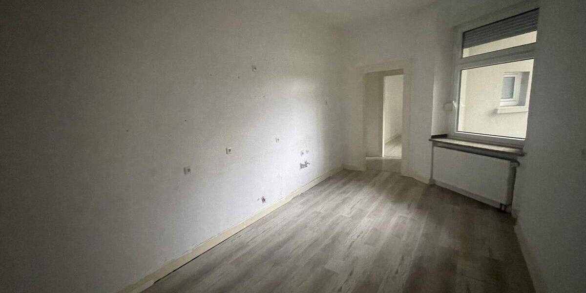 Etagenwohnung Bochum Riemke - 2 Zimmer, 50 m&sup2;, 350&euro; | Angebot:26318661