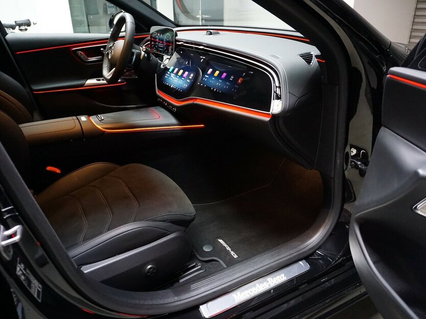 Mercedes-Benz E 220 d Edition 4M AMG SuperScreen Burm 20´ 360° 2.059 km 68.900 € Wuppertal 42327