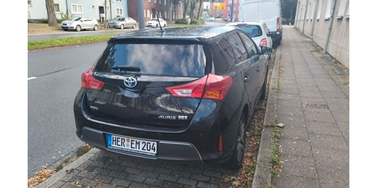 Toyota Auris 170.000 km 9.400 &euro; gelsenkirchen 45884