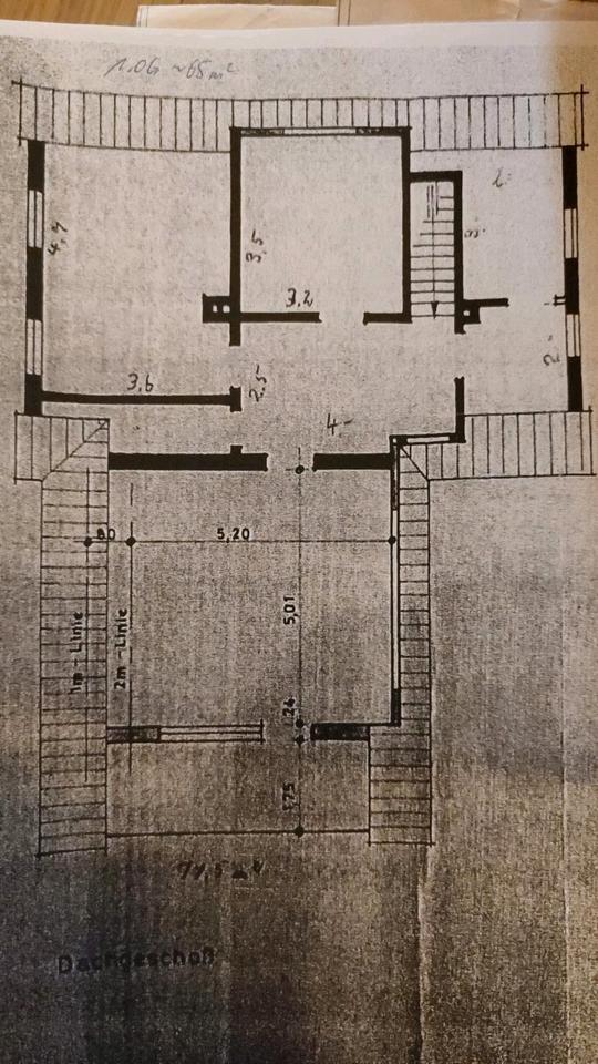 Teilsaniertes Einfamilienhaus auf großem Grundstück