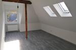3-Zimmer Dachgeschosswohnung mit Klimaanlage zimmer