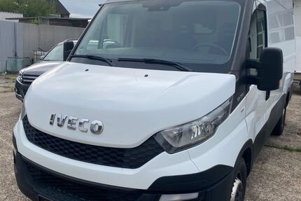 IVECO Andere 124.658 km 13.500 € Bochum 44879