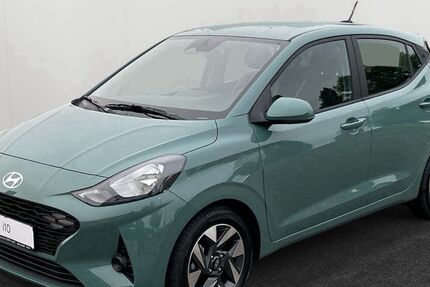 Hyundai i10 22.671 km 14.590 &euro; Castrop-Rauxel 44575
