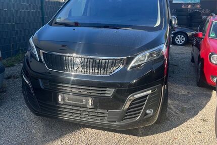 Peugeot Traveller 152.000 km 22.800 € Bochum 44795
