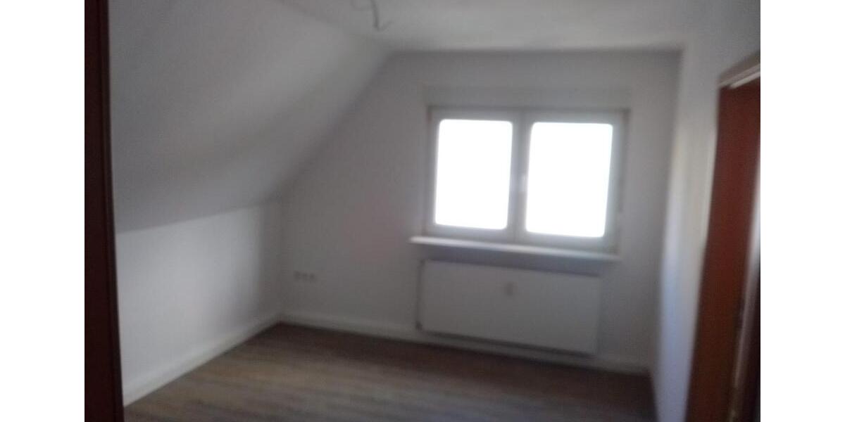 Dachgeschoßwohnung Nachrodt-Wiblingwerde Wiblingwerde - 3 Zimmer, 45 m&sup2;, 270&euro; | Angebot:24640447