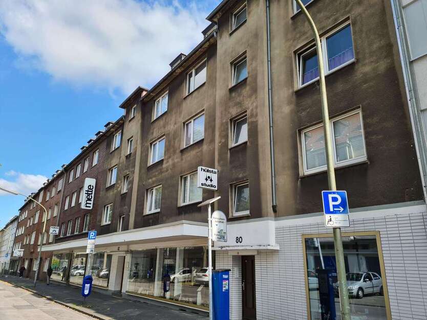 Haus zum Kaufen in Gelsenkirchen 1.500.000 € 1472 m² 30 zimmer