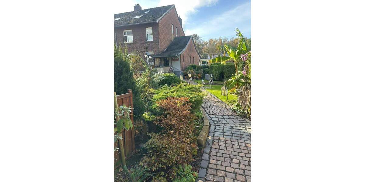 Doppelhaushälfte Recklinghausen Hochlarmark - 3 Zimmer, 71 m&sup2;, 175.000&euro; | Angebot:24424320