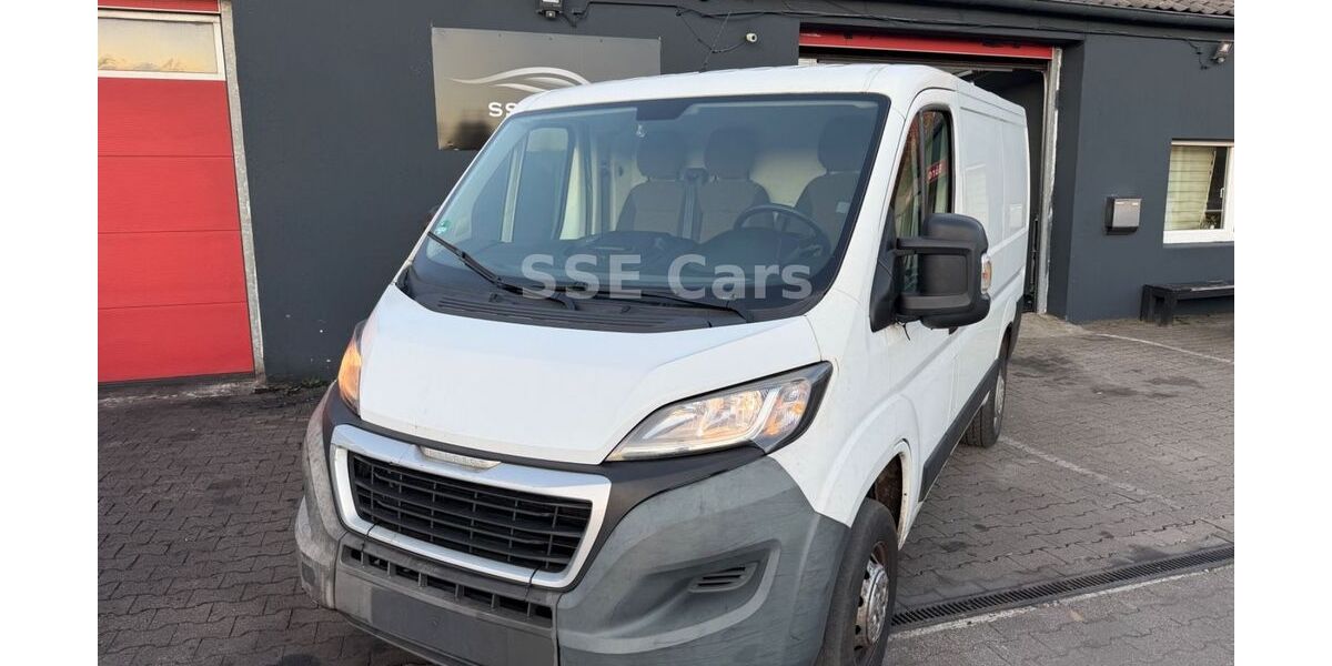 Peugeot Boxer 158.000 km 6.990 &euro; Bochum 44795