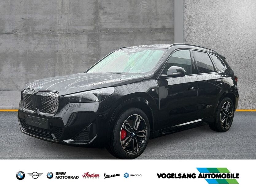 BMW iX1 4.999 km 58.900 € Recklinghausen 45659
