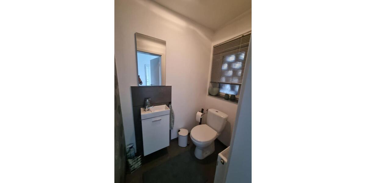 Etagenwohnung Lünen Alstedde - 3 Zimmer, 140 m&sup2;, 1.200&euro; | Angebot:24815769