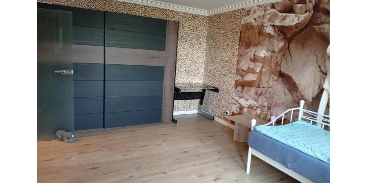 Etagenwohnung Bochum - 3 Zimmer, 78 m&sup2;, 125.000&euro; | Angebot:27200053