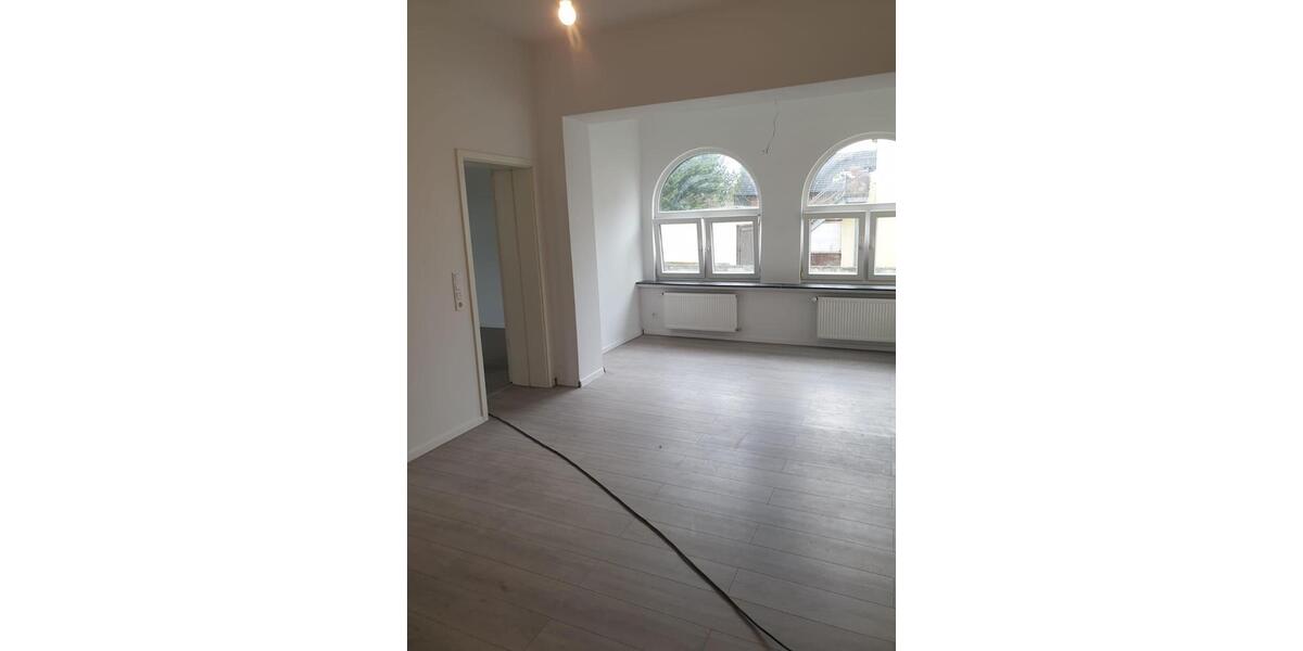 Erdgeschoßwohnung Dortmund Brackel - 6 Zimmer, 135 m&sup2;, 1.200&euro; | Angebot:22788276