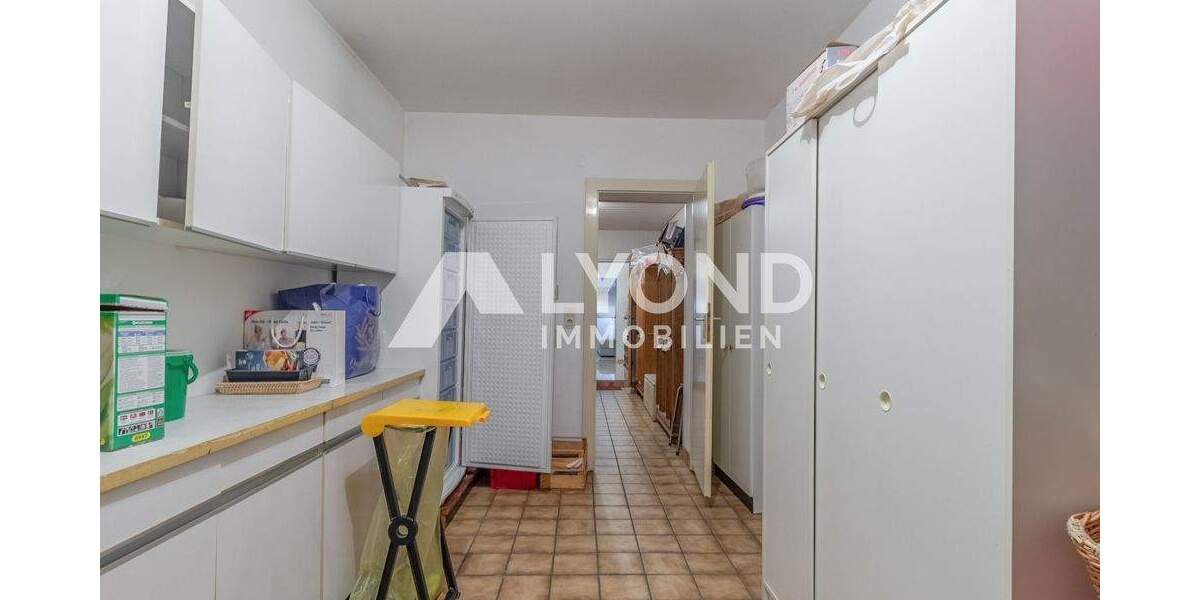 Etagenwohnung Hagen / Hohenlimburg Hohenlimburg - 5 Zimmer, 131 m&sup2;, 185.000&euro; | Angebot:25676930