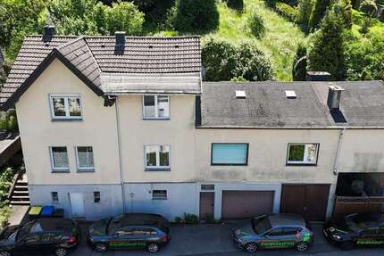 Haus zum Kaufen in Altena Dahle 195.000 € 180 m² 8 zimmer