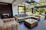 LUXURIÖSES TRAUMHAUS MIT POOL