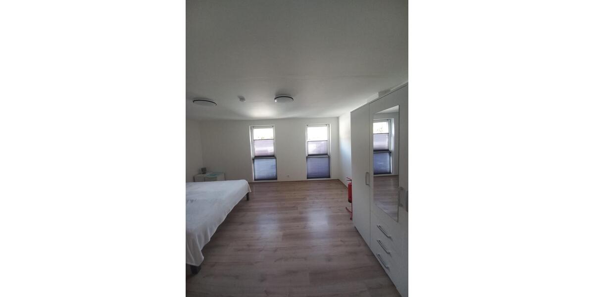 Wohnung mit Terrasse , Teilmöbliert 2 zimmer