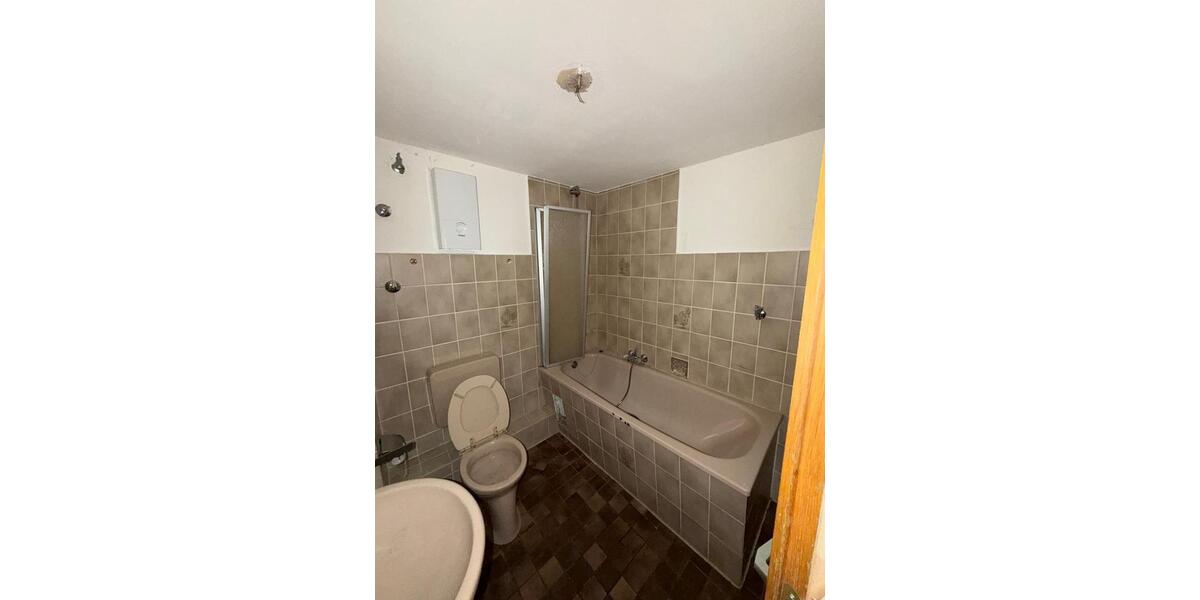 Dachgeschoßwohnung Hagen - 4 Zimmer, 95 m&sup2;, 665&euro; | Angebot:24646155