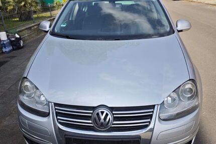 VW Jetta 156.836 km 5.250 &euro; Castrop-Rauxel 44577