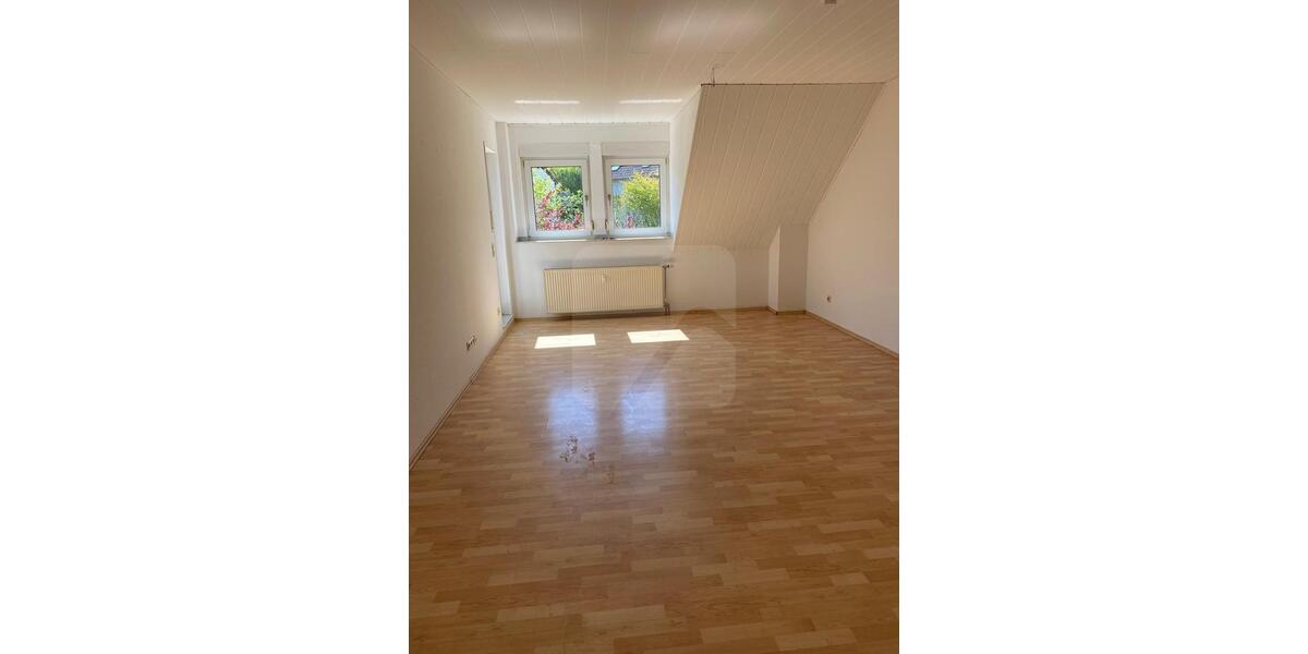 Dachgeschoßwohnung Iserlohn Grüne - 3 Zimmer, 69 m&sup2;, 520&euro; | Angebot:26264775