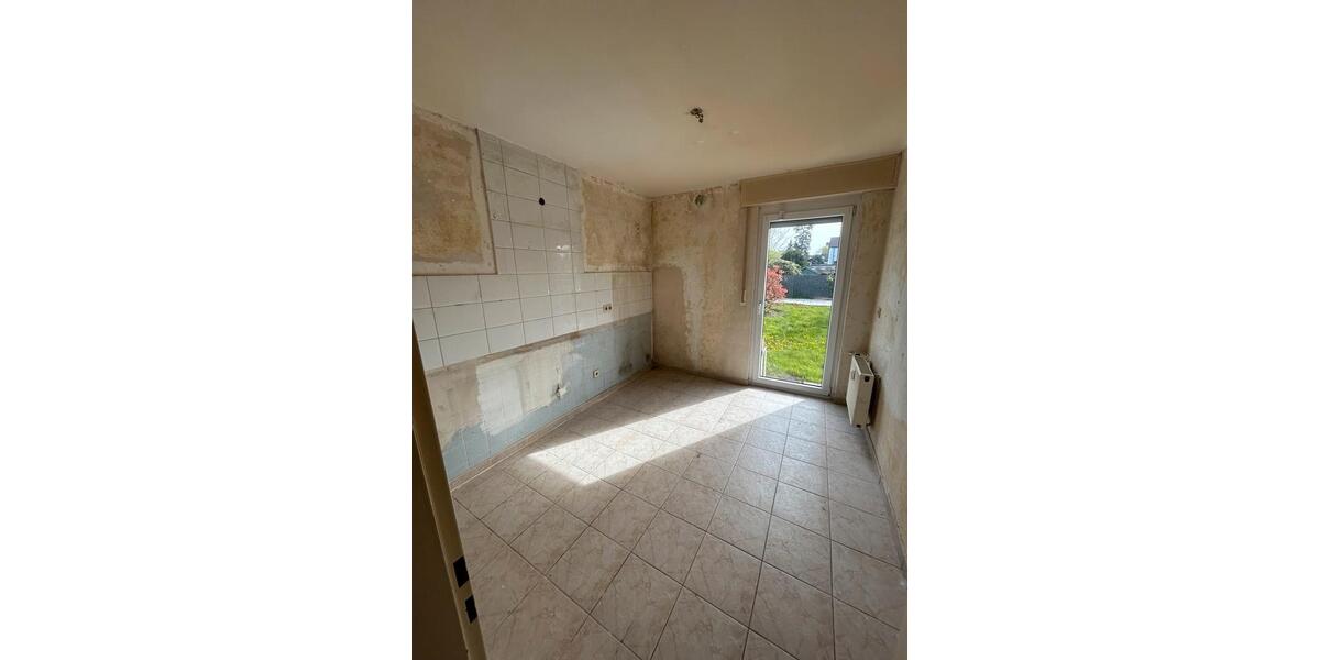 Erdgeschoßwohnung Unna Alte Heide - 4 Zimmer, 82 m&sup2;, 195.000&euro; | Angebot:26061718