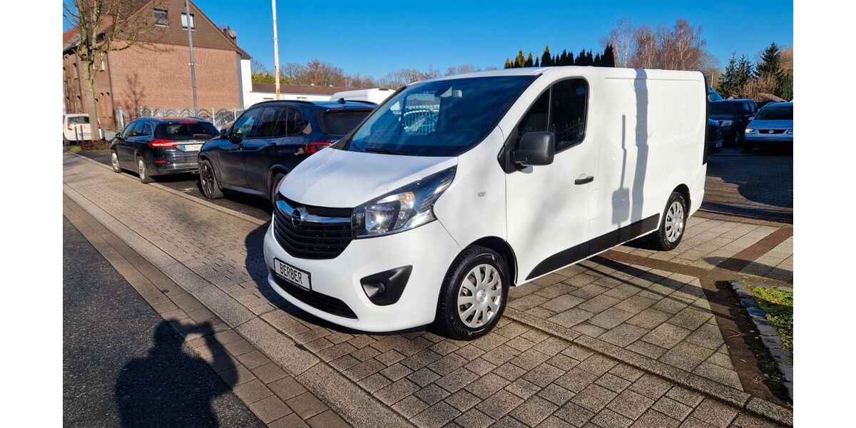 Opel Vivaro 182.619 km 9.470 &euro; Herten 45701