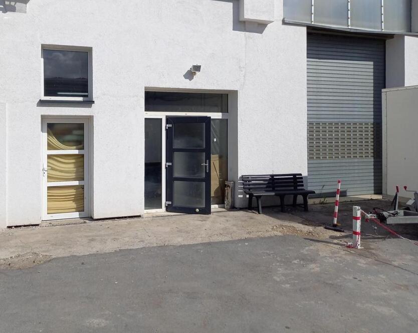 Lagerhalle Produktionshalle + inkl. Büro *Citytlage* Flächen ab 40-70-100-200-250-700-1200qm