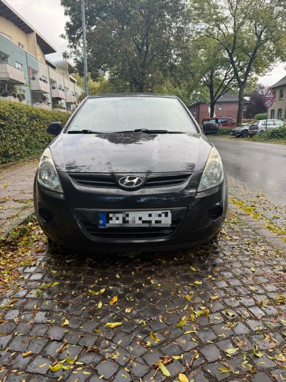 Hyundai i20 178.000 km 2.300 € Herne 44625