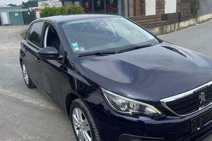 Peugeot 308 81.000 km 8.590 € Gelsenkirchen 45884