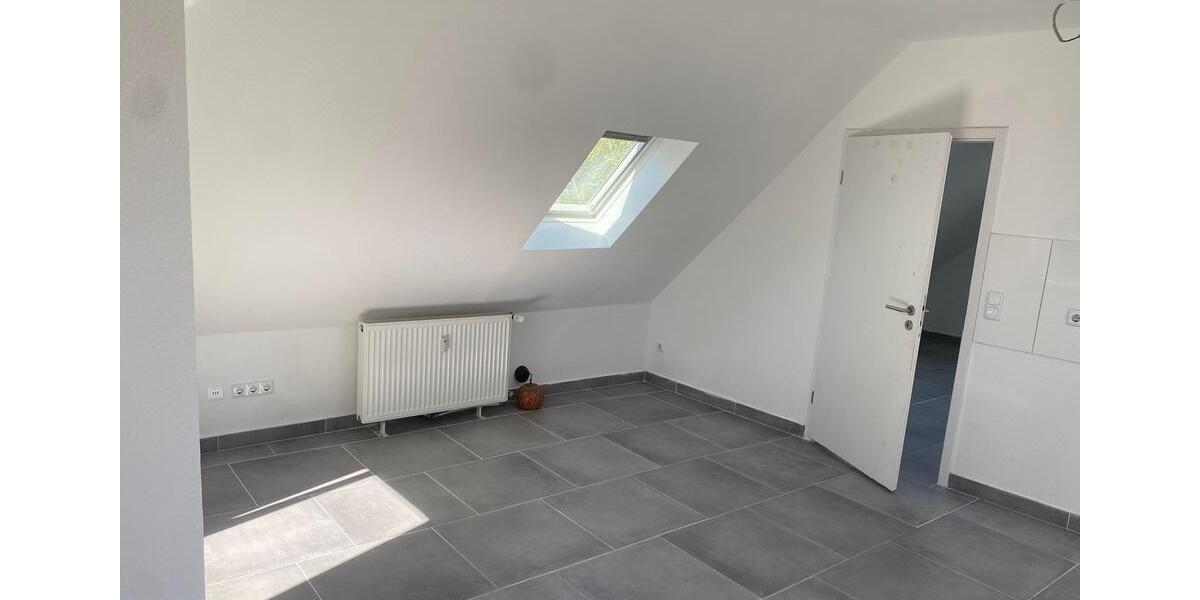 Dachgeschoßwohnung Dortmund Mengede - 3 Zimmer, 53 m&sup2;, 700&euro; | Angebot:26396483