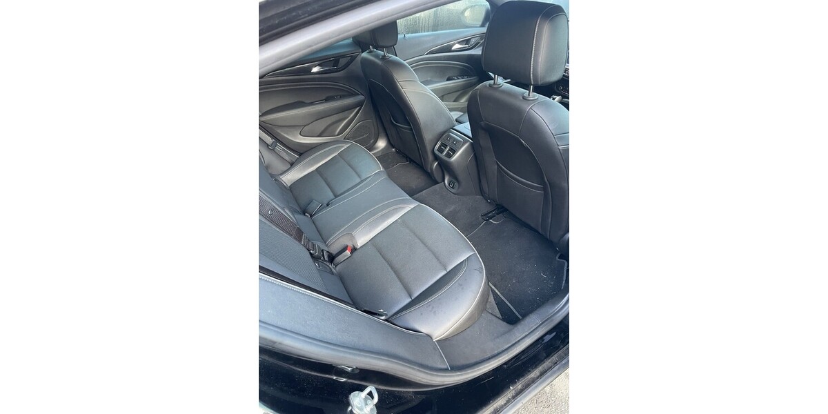 Opel Insignia 144.289 km 12.350 € Hagen 58095