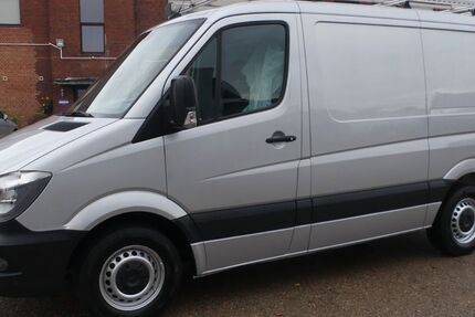 Mercedes-Benz Sprinter 235.872 km 12.950 € Essen 45309