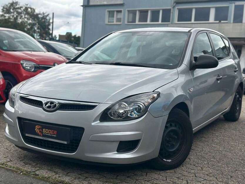 i30