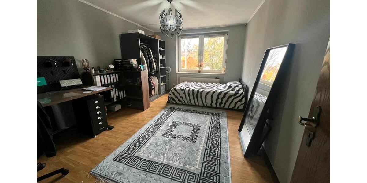 Etagenwohnung Herne Eickel - 4.5 Zimmer, 97 m&sup2;, 165.000&euro; | Angebot:27443278