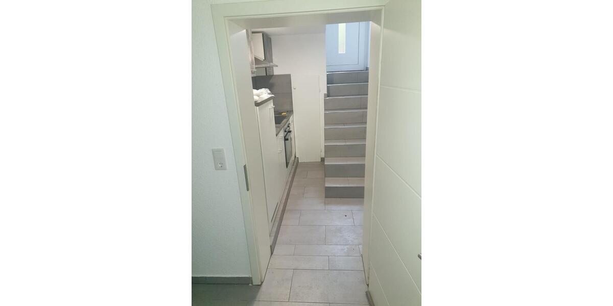 Erdgeschoßwohnung Dortmund Brackel - 6 Zimmer, 135 m&sup2;, 1.400&euro; | Angebot:22788276