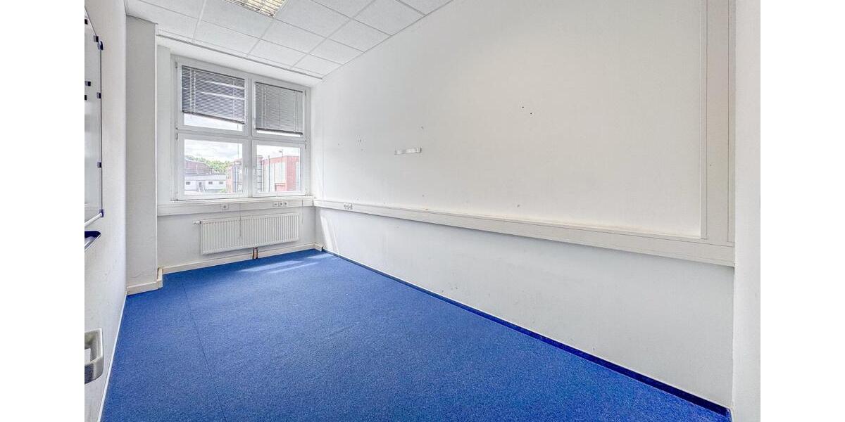 BÜRO – 270 m² – 7 BÜROS – 2 BESPRECHUNGSRÄUME – KÜCHE – LASTENAUFZUG – STELLPLÄTZE – TOP AUFGETEILT! zimmer