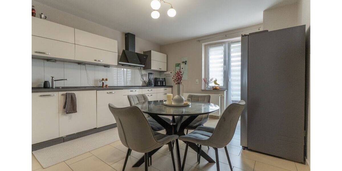 Etagenwohnung Hagen Mittelstadt - 4 Zimmer, 110 m&sup2;, 209.800&euro; | Angebot:24028339