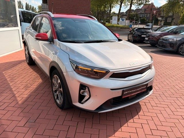 Kia Stonic 29.748 km 18.490 &euro; Datteln 45711