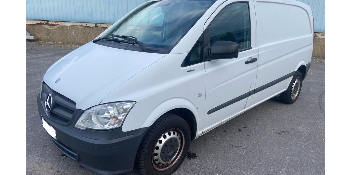 Mercedes-Benz Vito 243.000 km 4.499 € Bochum 44867