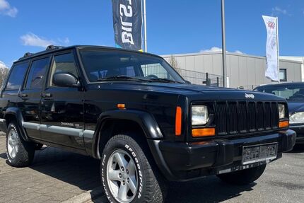 Jeep Cherokee 243.000 km 6.999 &euro; Bochum 44809