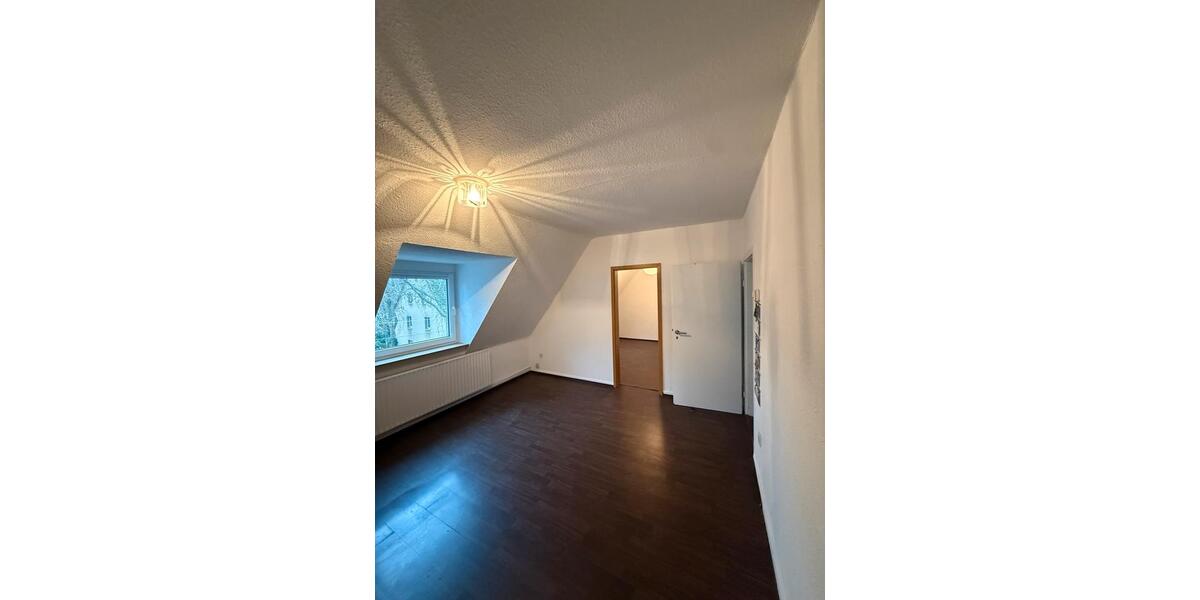 Dachgeschoßwohnung Recklinghausen Berghausen - 3 Zimmer, 63 m&sup2;, 483&euro; | Angebot:24370525