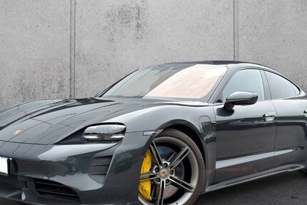 Porsche Taycan 79.751 km 83.450 &euro; Recklinghausen 45665