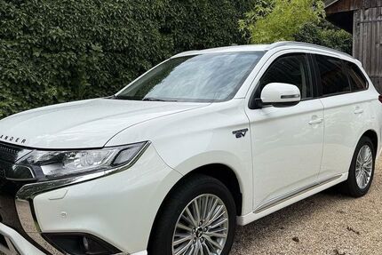 Mitsubishi Outlander 104.000 km 20.500 € Gevelsberg 58285