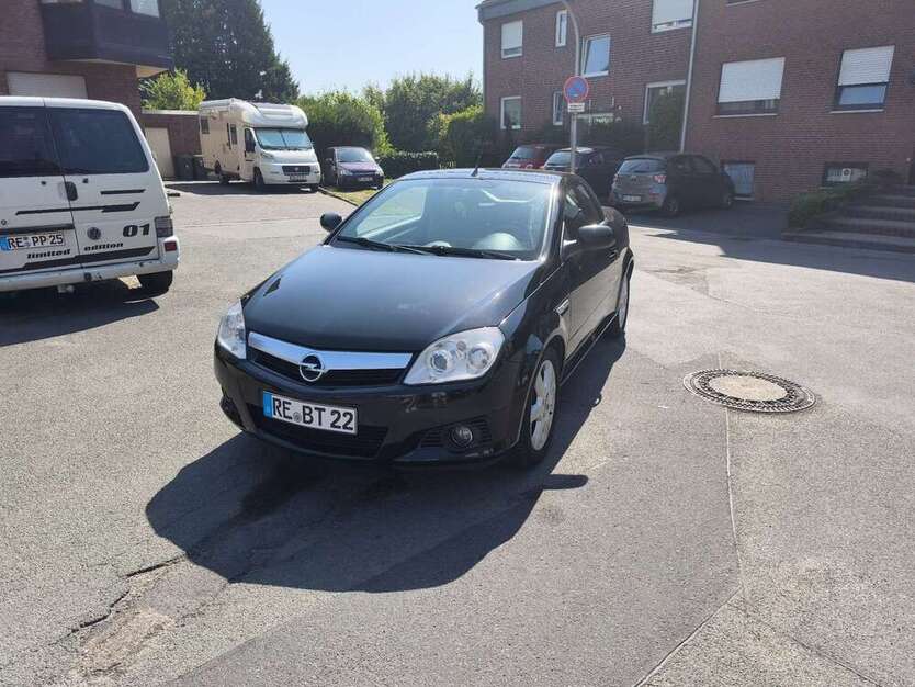 Opel Tigra 185.000 km 2.400 € Olfen 59399