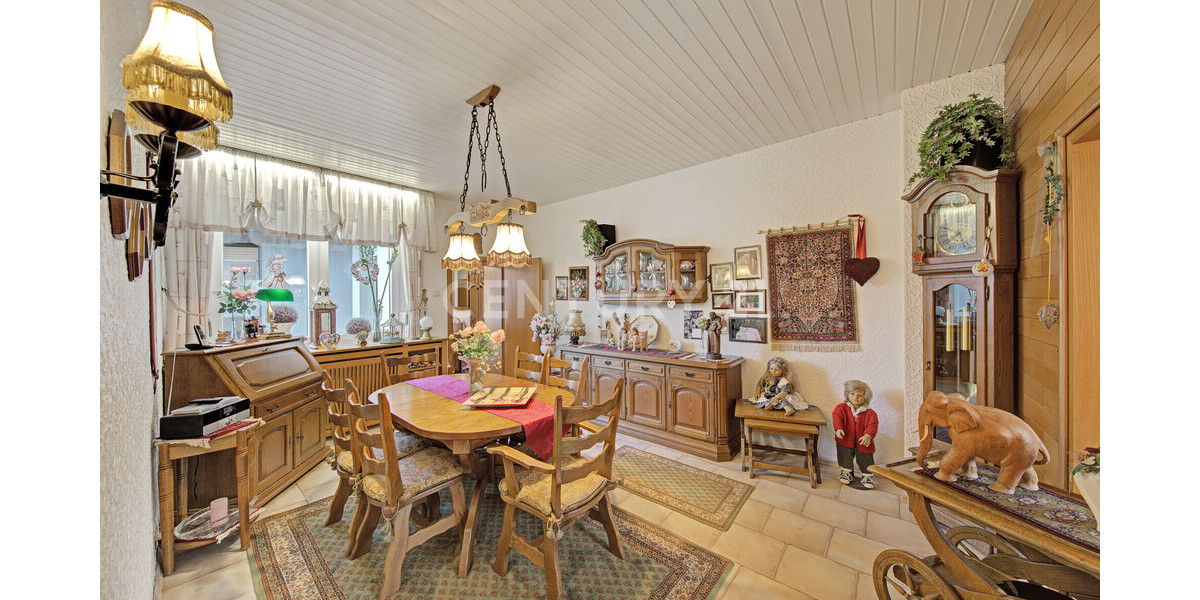Entwicklungspotenzial für Investoren: Wohn- und Geschäftshaus PLUS Bau-Gewerbegrundstück! - Mehrfamilienhaus, Wohnhaus Castrop-Rauxel Habinghorst Rauxel Habinghorst | Angebot:27191301