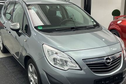 Opel Meriva 129.000 km 3.999 &euro; Schwerte 58239