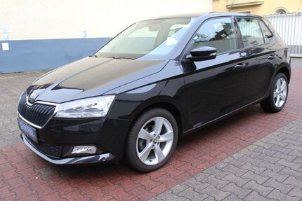 Skoda Fabia 72.000 km 8.990 &euro; Hagen 58135